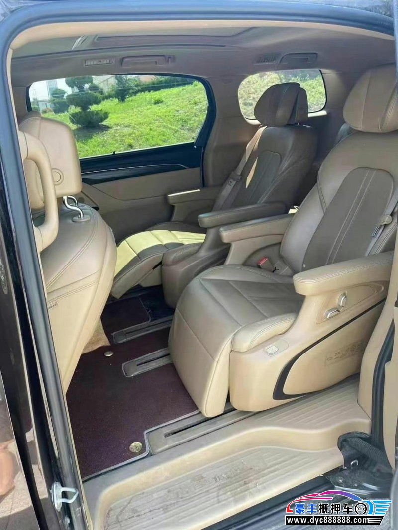 21年别克GL8轿车抵押车出售