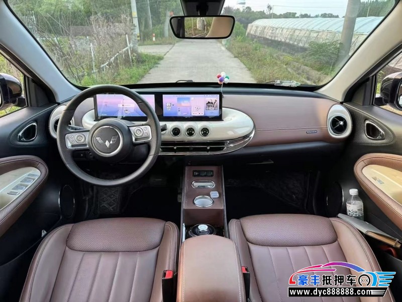 23年五菱缤果轿车抵押车出售