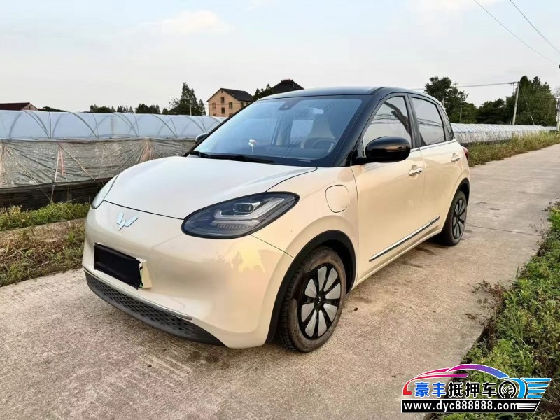 23年五菱缤果轿车抵押车出售