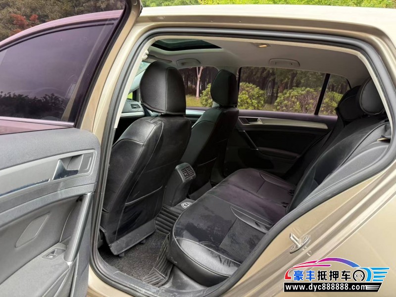 18年大众高尔夫轿车抵押车出售