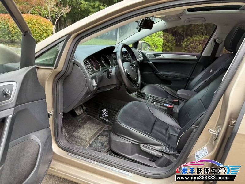 18年大众高尔夫轿车抵押车出售