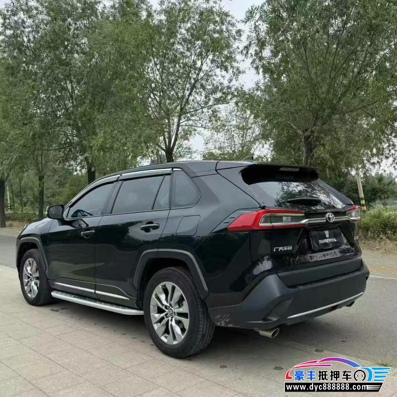 22年丰田威兰达轿车抵押车出售