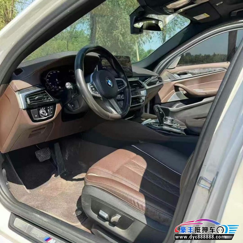 21年宝马5系轿车抵押车出售