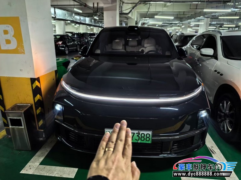 24年理想L7轿车抵押车出售