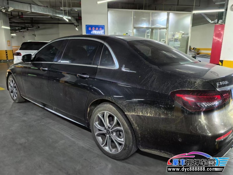 21年奔驰E轿车抵押车出售