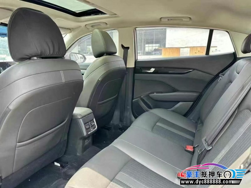 20年东风风神奕炫轿车抵押车出售