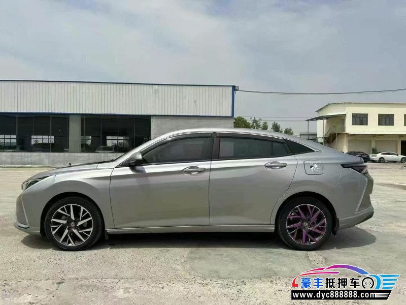 20年东风风神奕炫轿车抵押车出售