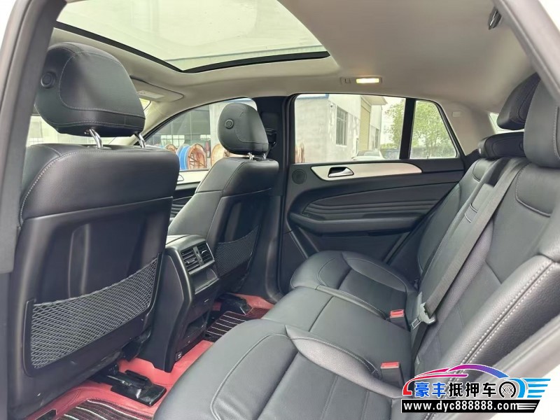 18年奔驰GLE轿车抵押车出售