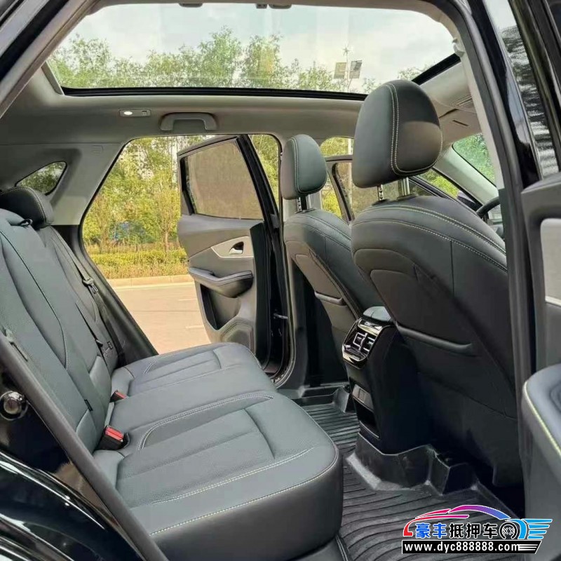 24年东风风行T5轿车抵押车出售