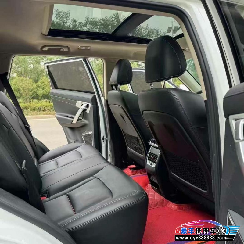 18年吉利博越轿车抵押车出售