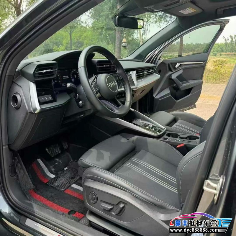 24年奥迪A3轿车抵押车出售