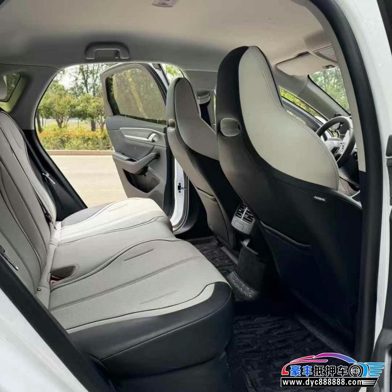 24年比亚迪驱逐舰轿车抵押车出售