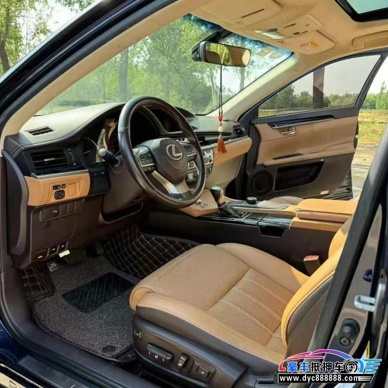 17年雷克萨斯ES轿车抵押车出售