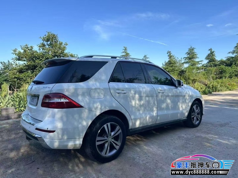 15年奔驰ML轿车抵押车出售