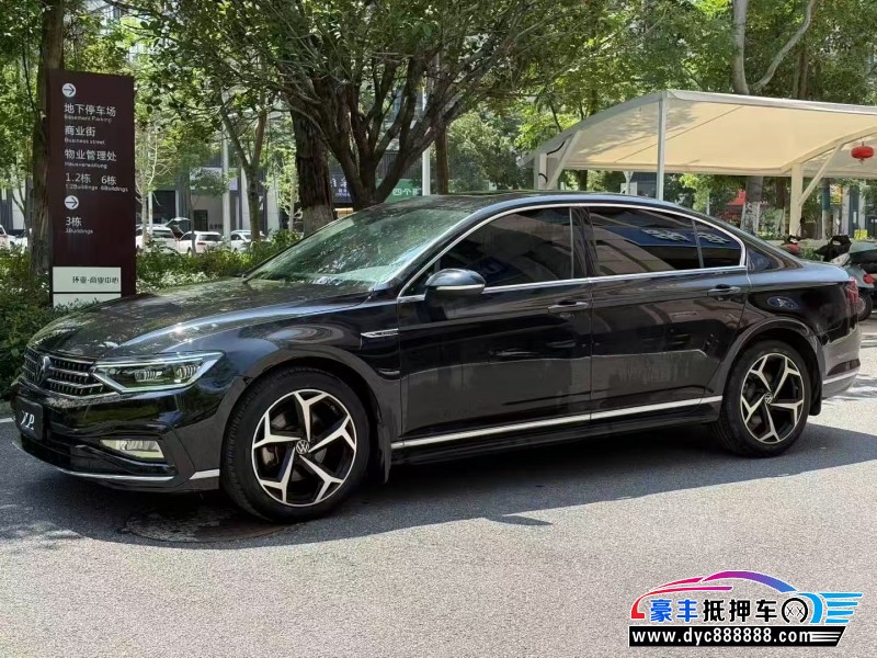 23年大众迈腾轿车抵押车出售