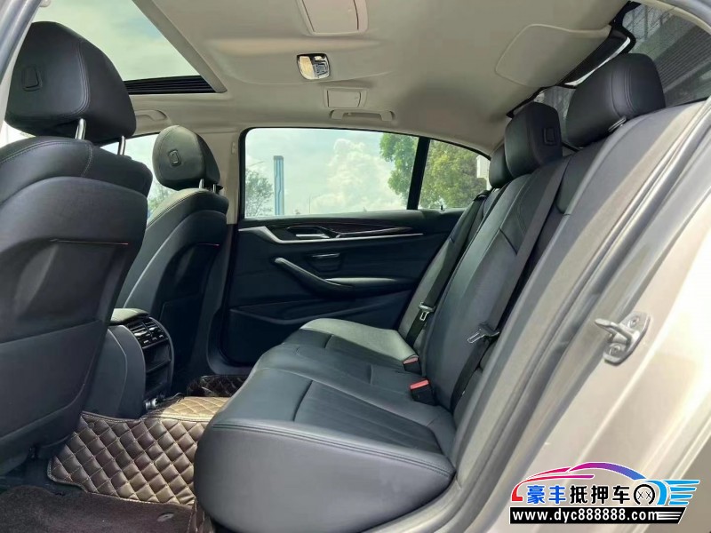 18年宝马5系轿车抵押车出售