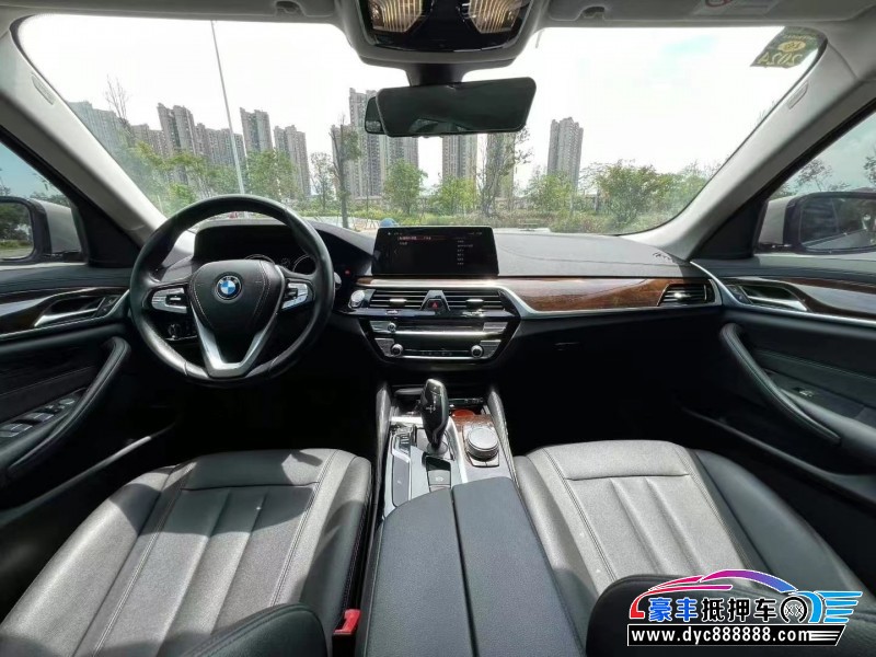 18年宝马5系轿车抵押车出售