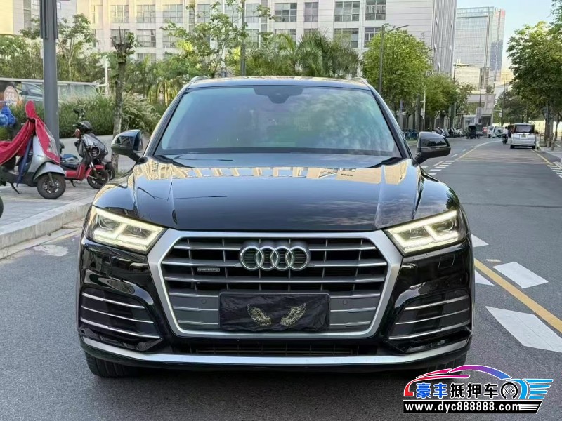 20年奥迪Q5轿车抵押车出售