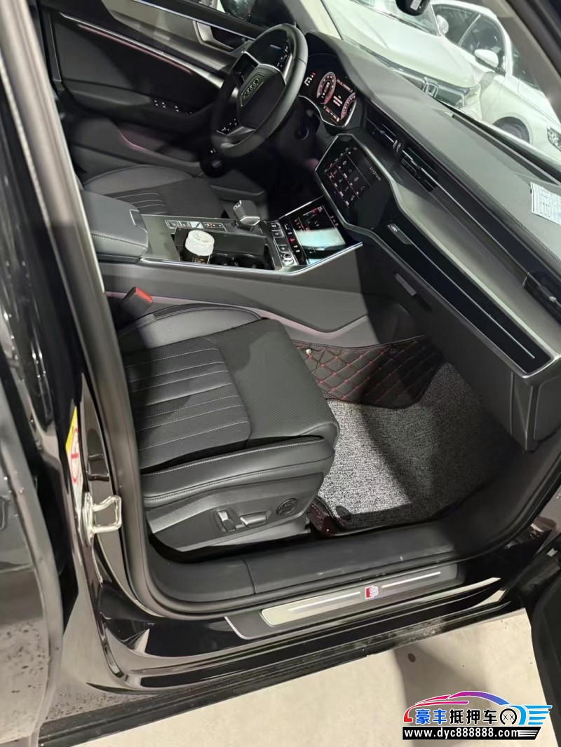 25年奥迪A6L轿车抵押车出售