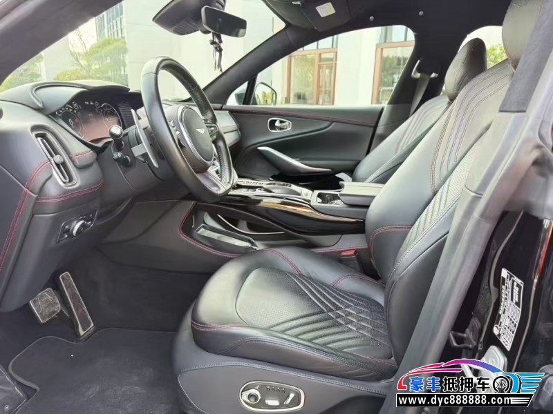 22年阿斯顿·马丁DBX轿车抵押车出售