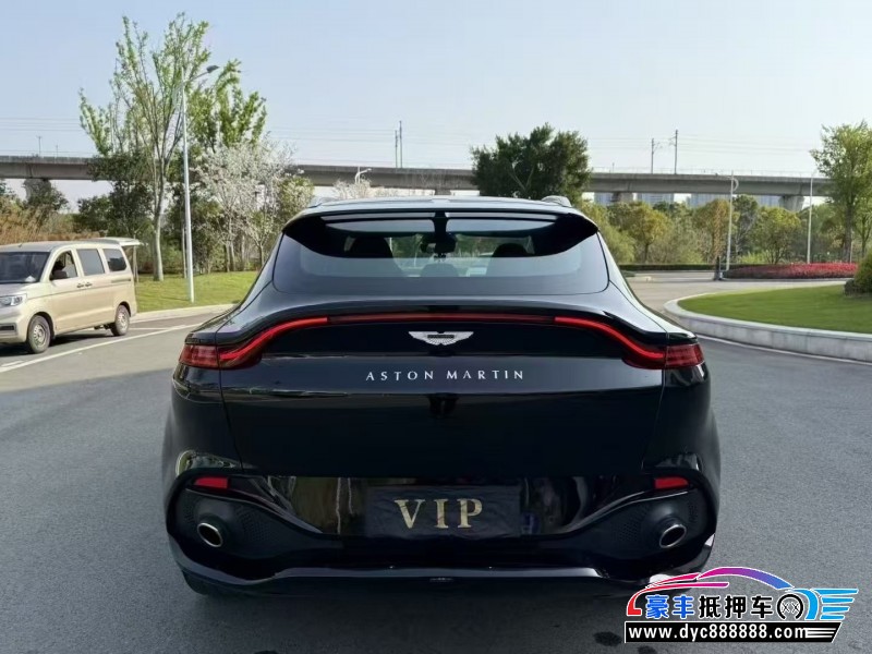 22年阿斯顿·马丁DBX轿车抵押车出售