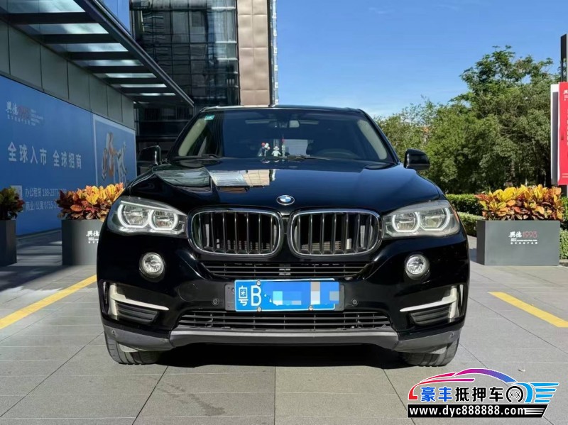 抵押车出售18年宝马X5轿车