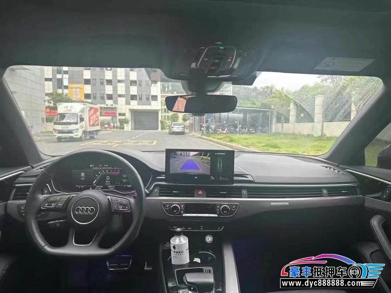 23年奥迪A4L轿车抵押车出售