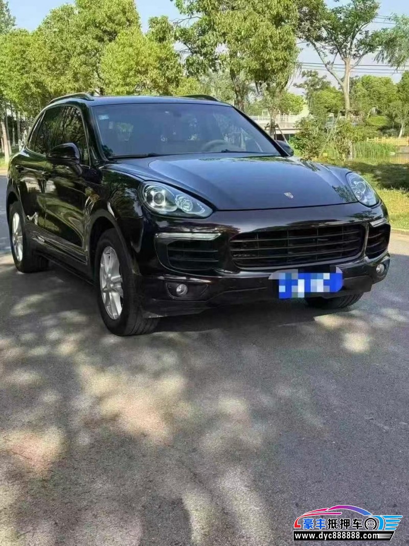 17年保时捷卡宴轿车抵押车出售