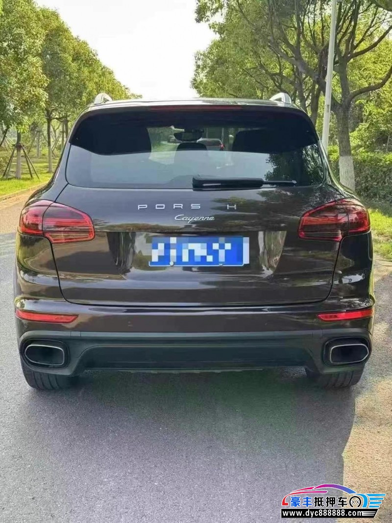 17年保时捷卡宴轿车抵押车出售