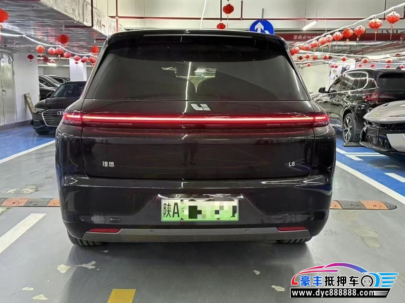 25年理想L8轿车抵押车出售