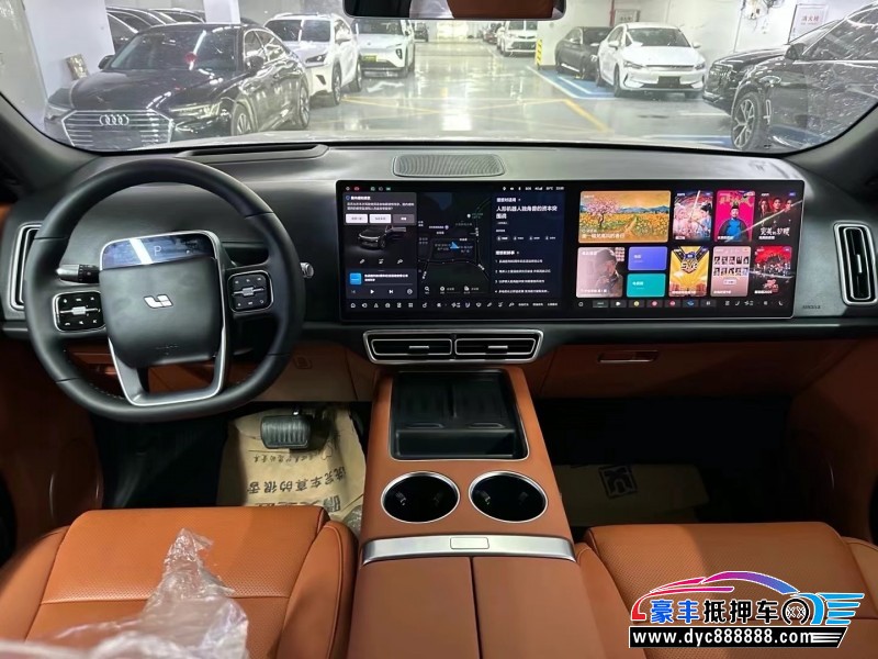 25年理想L8轿车抵押车出售