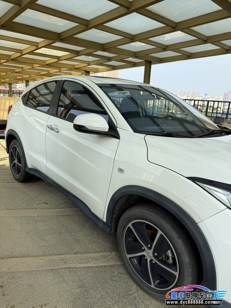 22年本田缤智SUV抵押车出售