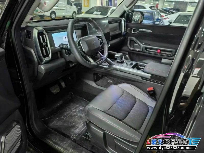 25年捷途旅行者轿车抵押车出售