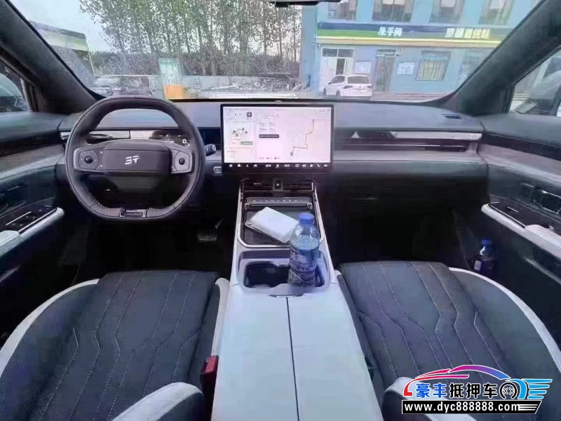 25年捷途山海L6轿车抵押车出售