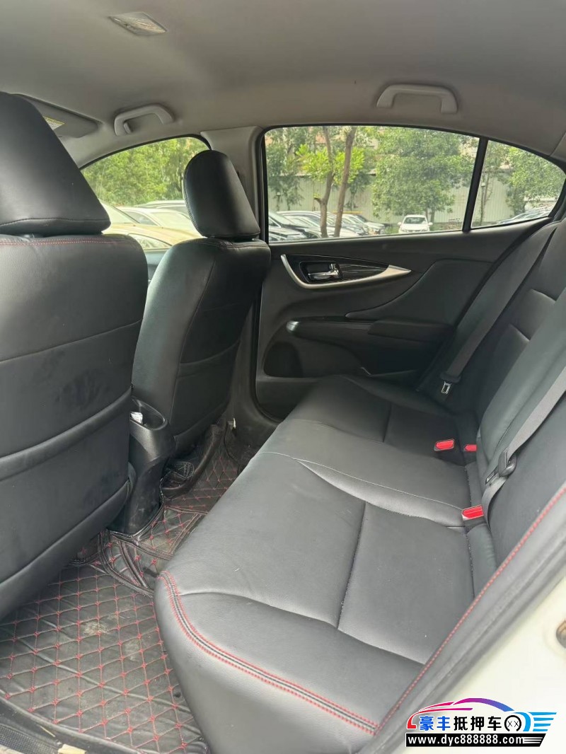 15年本田凌派轿车抵押车出售