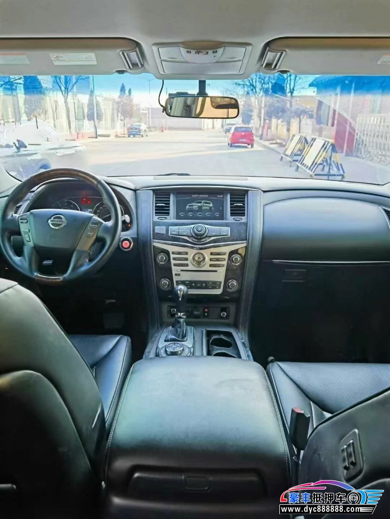 17年日产途乐轿车抵押车出售