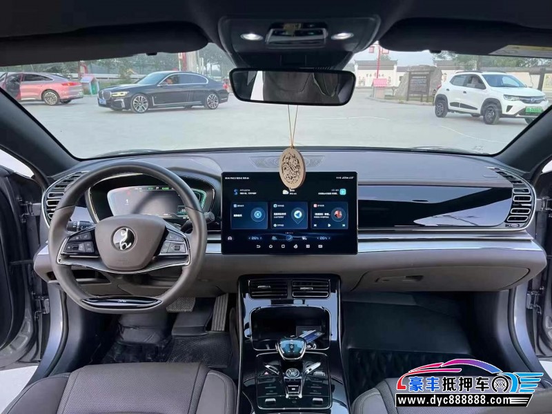 23年比亚迪汉轿车抵押车出售