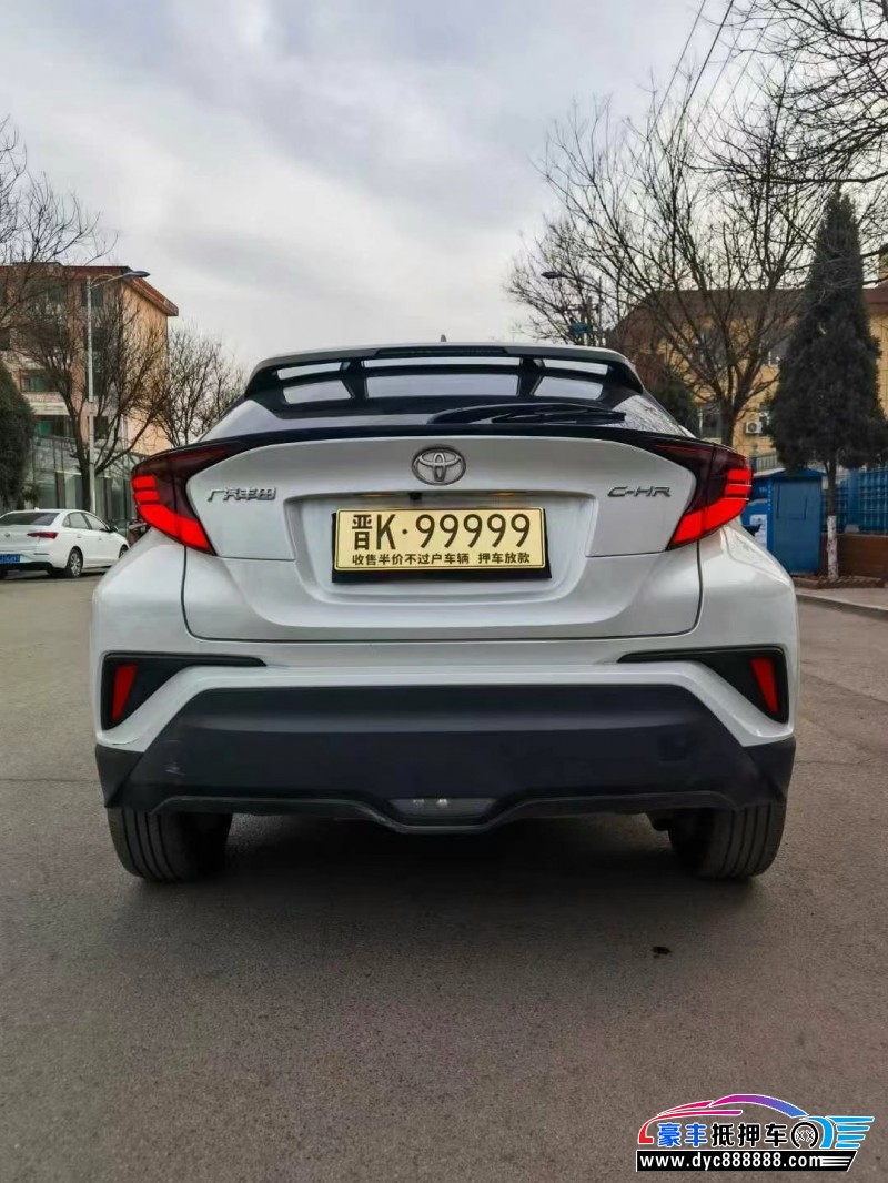 23年丰田C-HR轿车抵押车出售