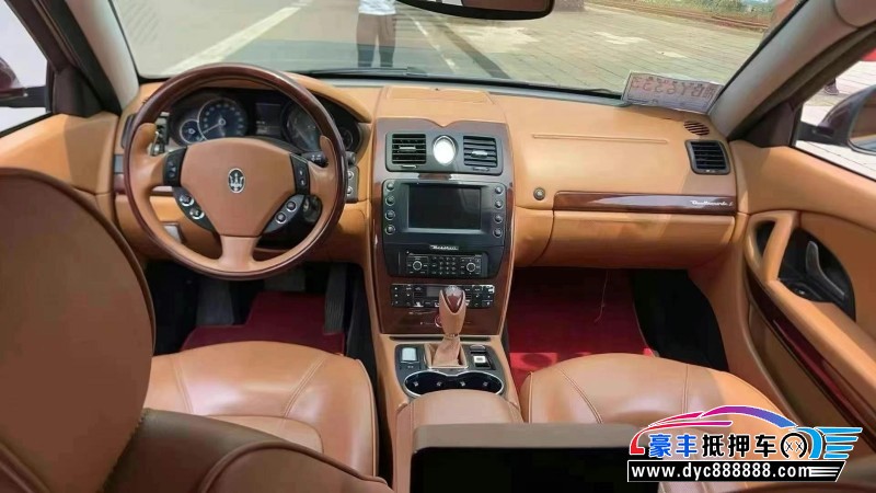 13年玛莎拉蒂总裁轿车抵押车出售