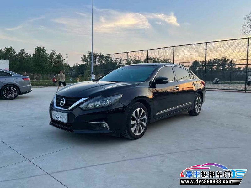 18年日产天籁轿车抵押车出售