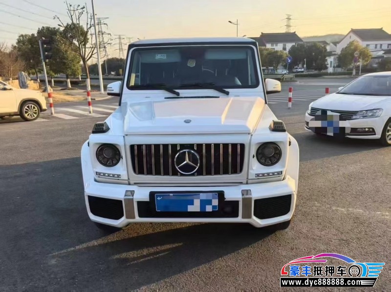 17年奔驰G轿车抵押车出售