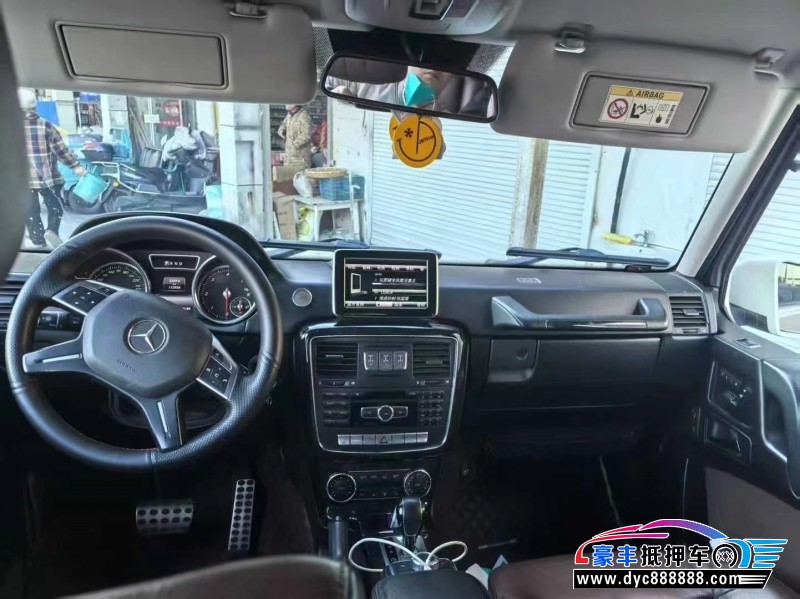 17年奔驰G轿车抵押车出售