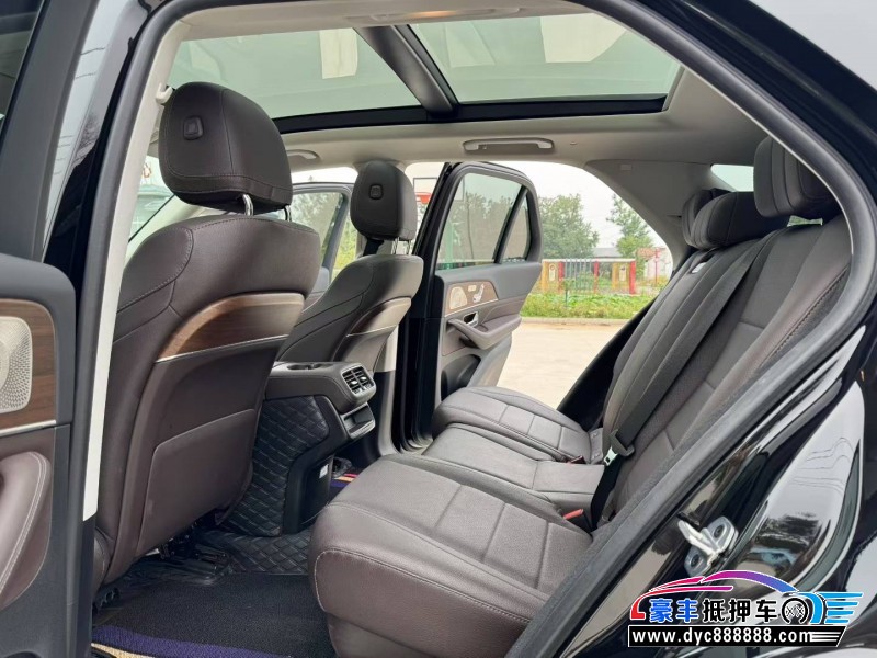 22年奔驰GLE轿车抵押车出售