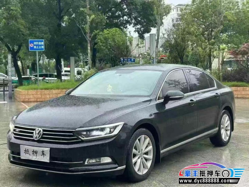 17年大众迈腾轿车抵押车出售