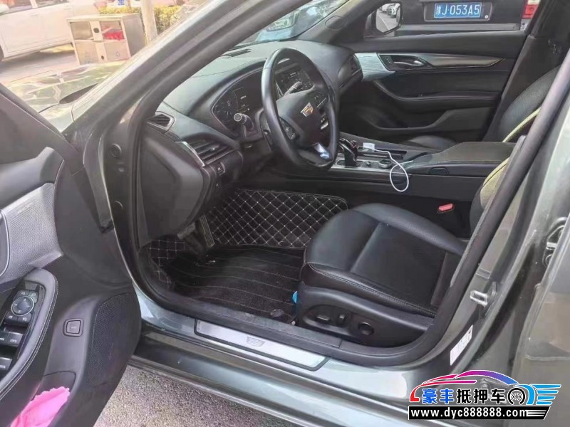 22年凯迪拉克CT5轿车抵押车出售