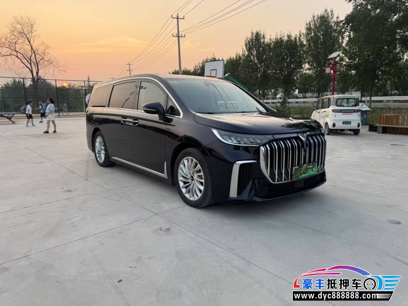 24年岚图梦想家轿车抵押车出售