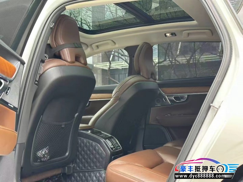 20年沃尔沃S90轿车抵押车出售