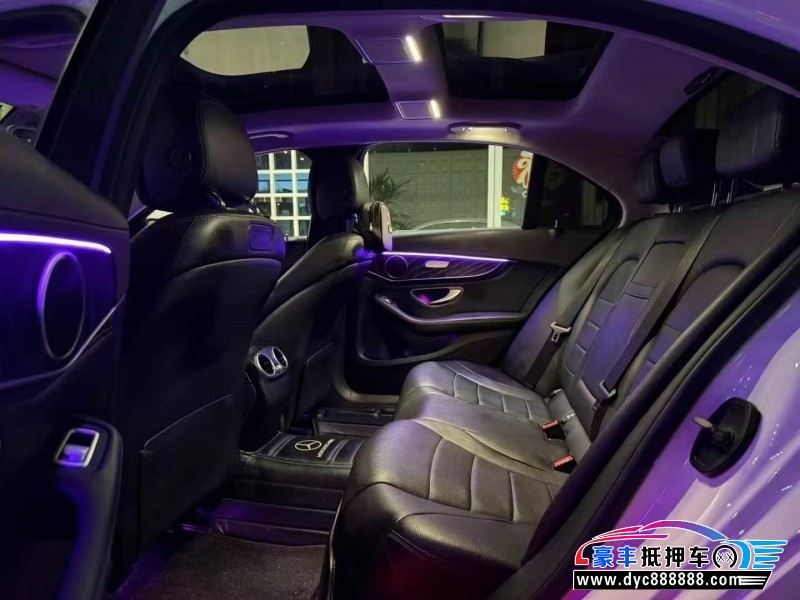 17年奔驰C轿车抵押车出售