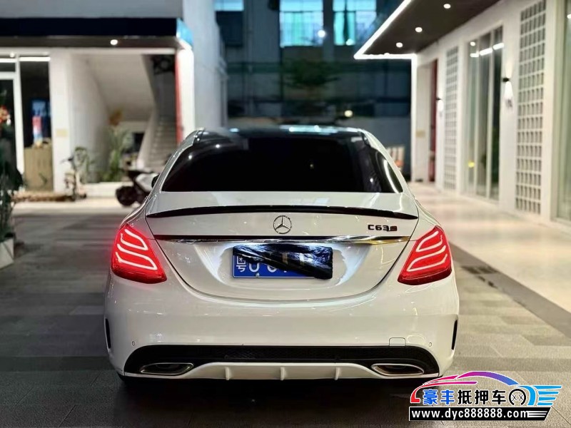 17年奔驰C轿车抵押车出售