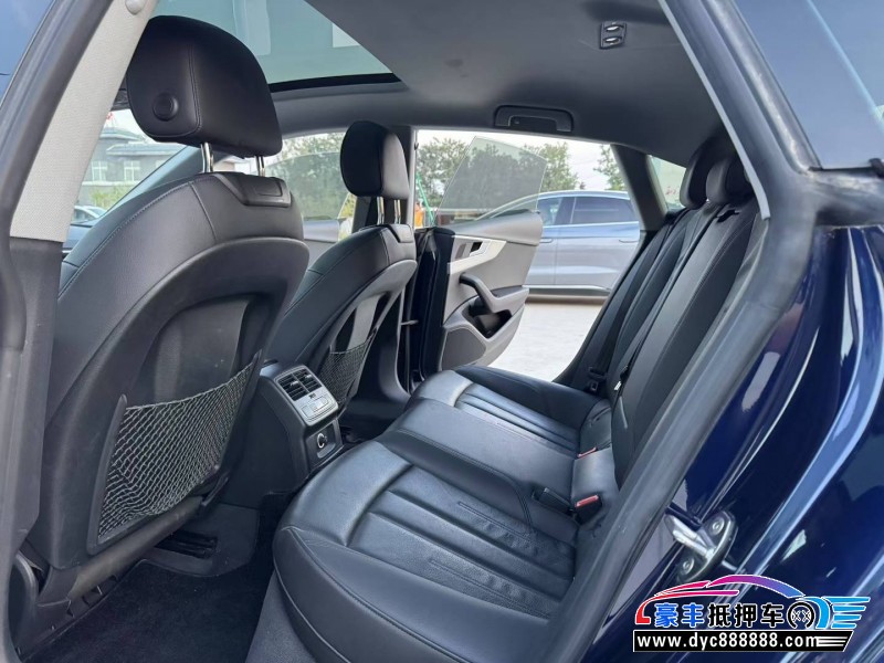 19年奥迪A5轿车抵押车出售